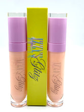 Load image into Gallery viewer, Izzy's Glitz Shine Gloss